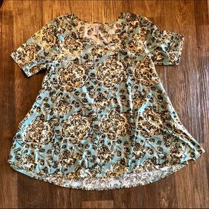 LuLaRoe top